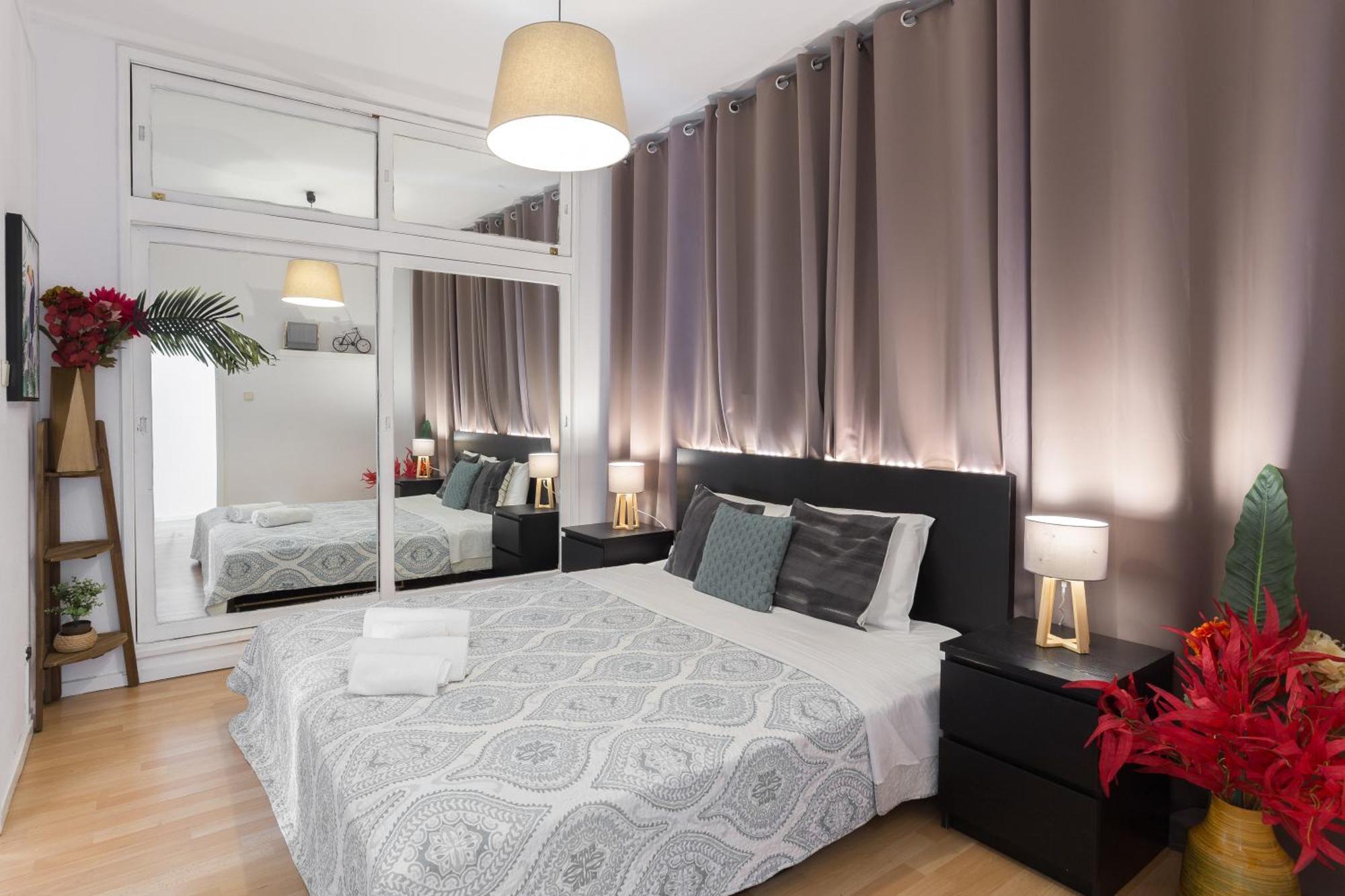 Apartamento Host Wise - Large Flat W Terrace - Ace Location At Aliados OOporto Exterior foto