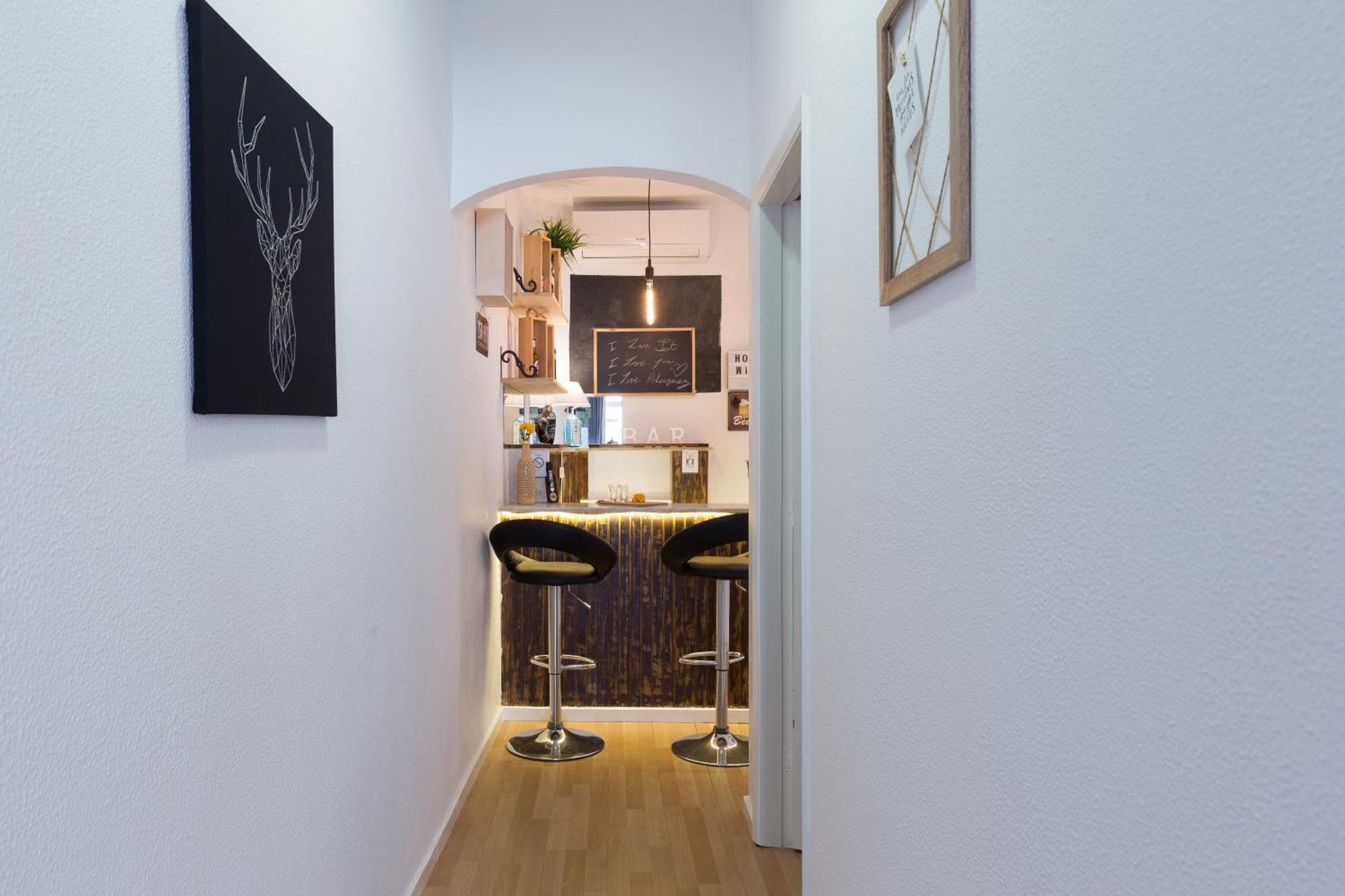 Apartamento Host Wise - Large Flat W Terrace - Ace Location At Aliados OOporto Habitación foto